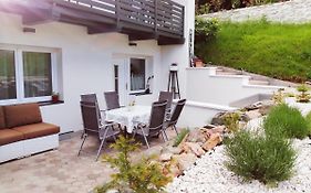 Hillside Rooms